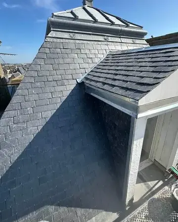 installateur de fenêtre de toit à Pleurtuit - image 3