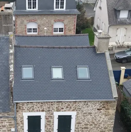 installateur de fenêtre de toit Saint-Jouan-des-Guérets-5