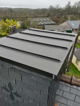 installateur de velux Saint-Père-Marc-en-Poulet-1